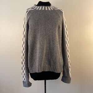 Endless Rose Sweater, Long Sleeve, Gray & White Accent, Braided